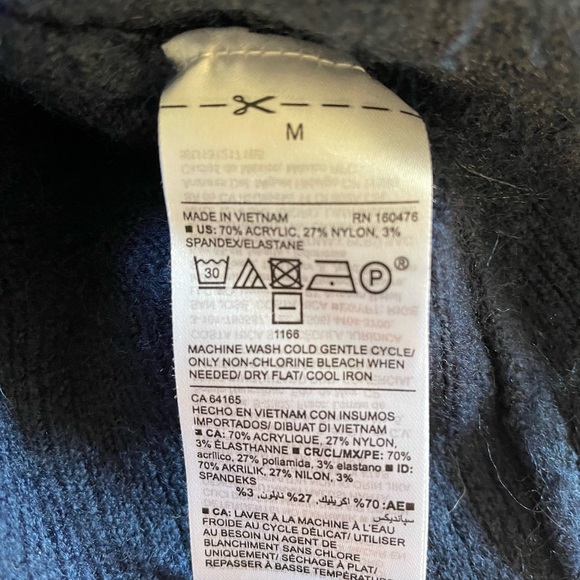 Old navy blue stripe sweater - retro feel. - Picture 5 of 5